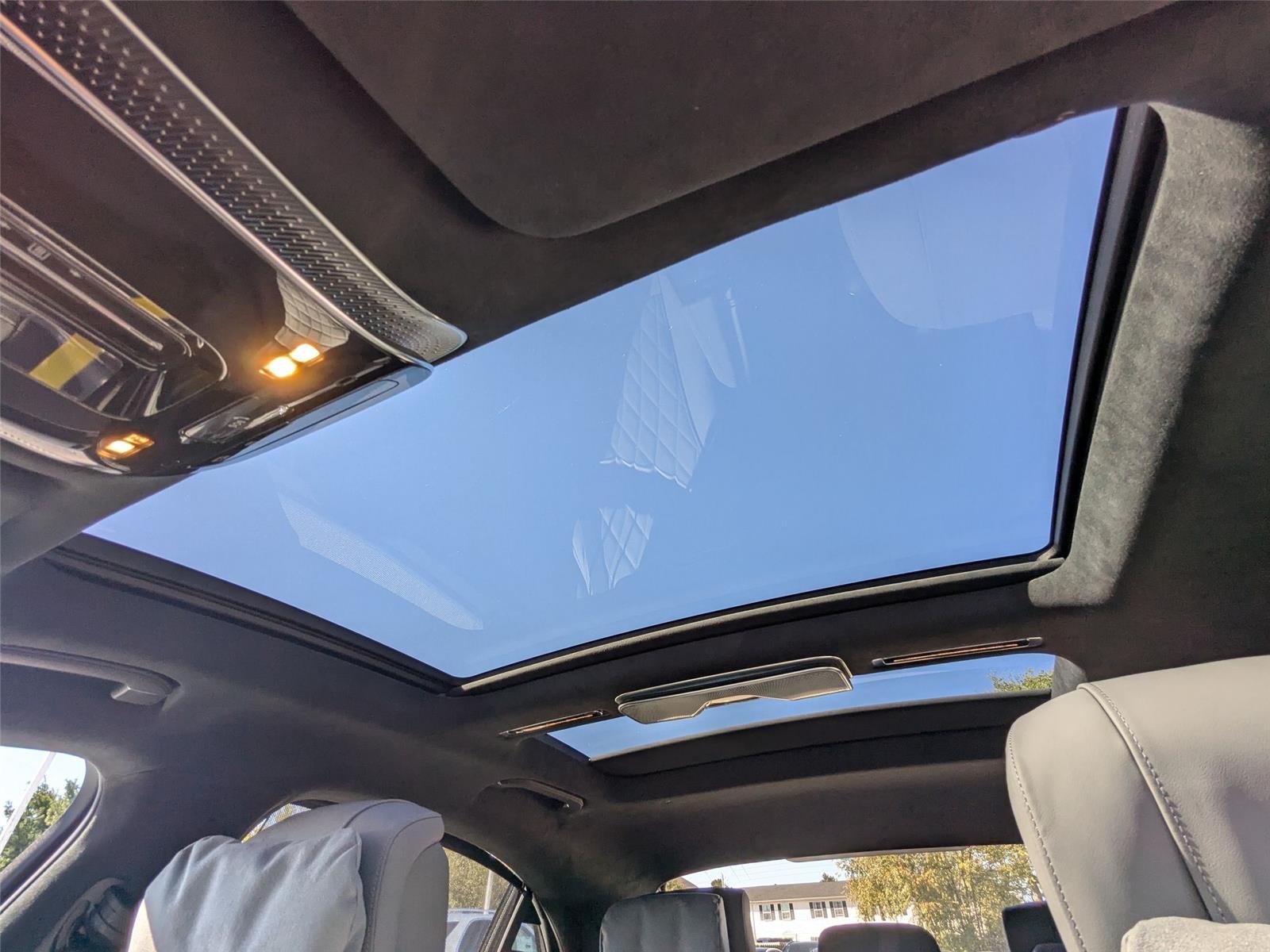 New 2026 Obsidian Black Metallic Mercedes-Benz S 580 image 21