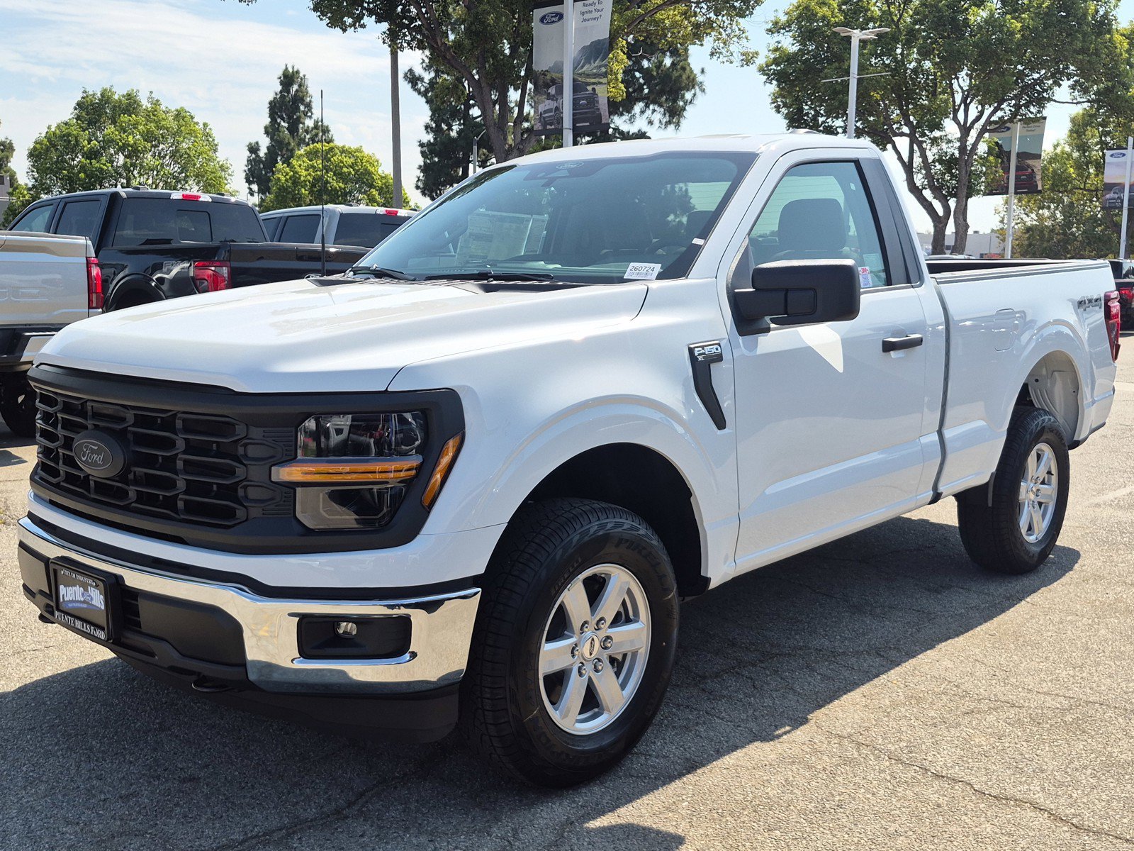 New 2026 Oxford White Ford XL image 3