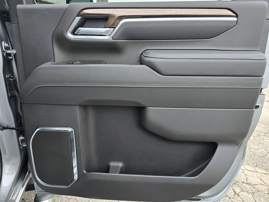 2026 Chevrolet Silverado 3500 HD LT - Photo 38