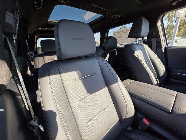 2026 Hyundai Palisade Calligraphy - Photo 9