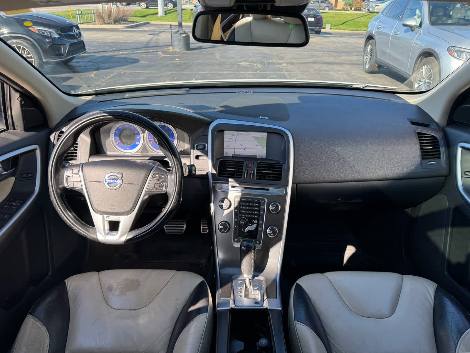 Used 2012 Ice White Volvo 3.0L Premier Plus image 33