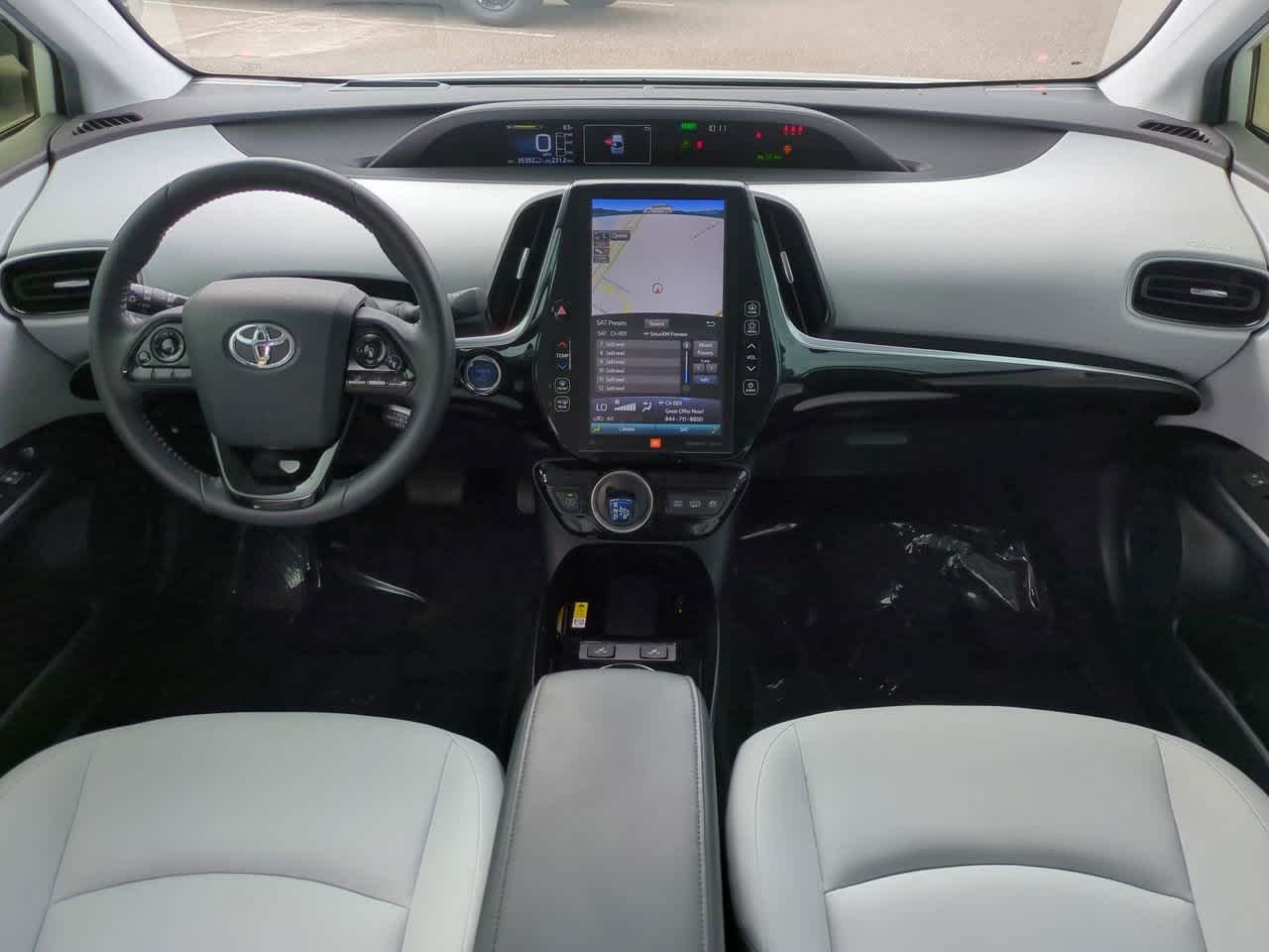 Certified Used 2021 Wind Chill Pearl Toyota Limited image 14