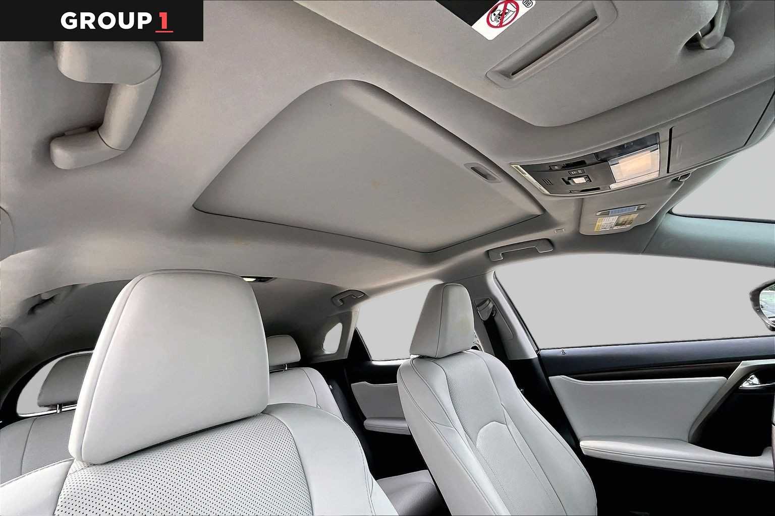 Used 2021 Atomic Silver Lexus  image 12