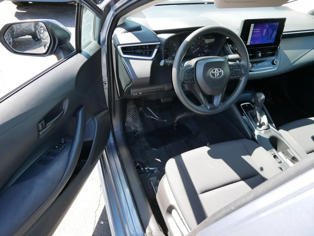 Used 2024  Toyota LE image 10