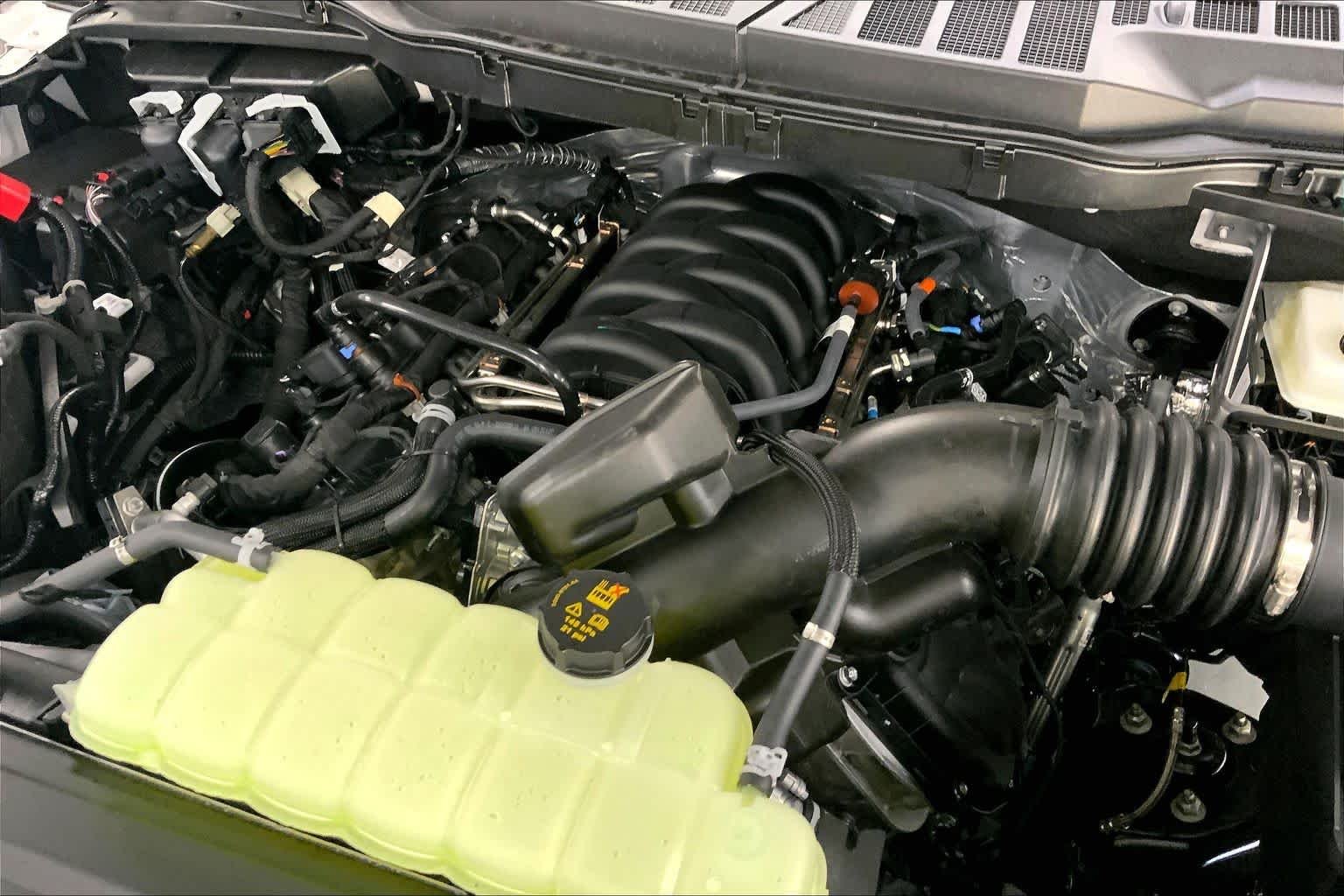 New 2026 Avalanche Ford Lariat® image 15