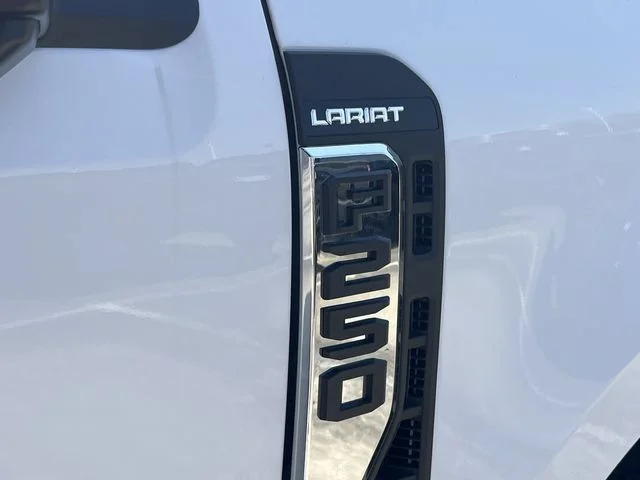 New 2026 Oxford White Ford Lariat image 14