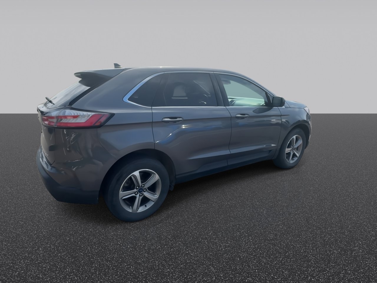 Used 2022 Carbonized Gray Metallic Ford SEL image 8