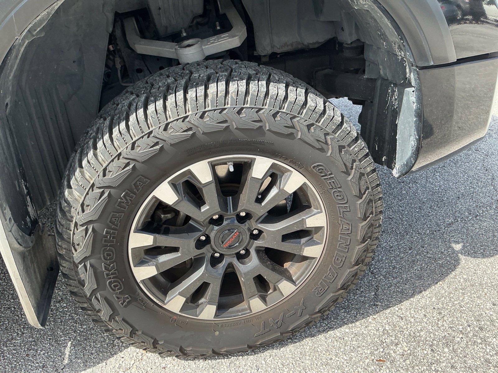 Used 2021 Black Nissan PRO-4X image 11