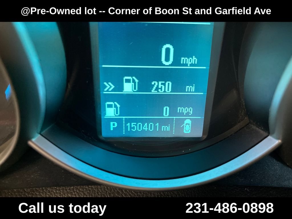 Used 2014 Blue Chevrolet 1LT image 19