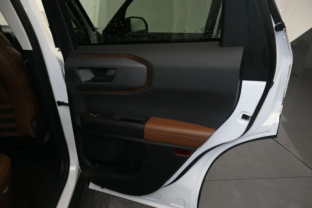 Certified Used 2021 Oxford White Ford Badlands image 16