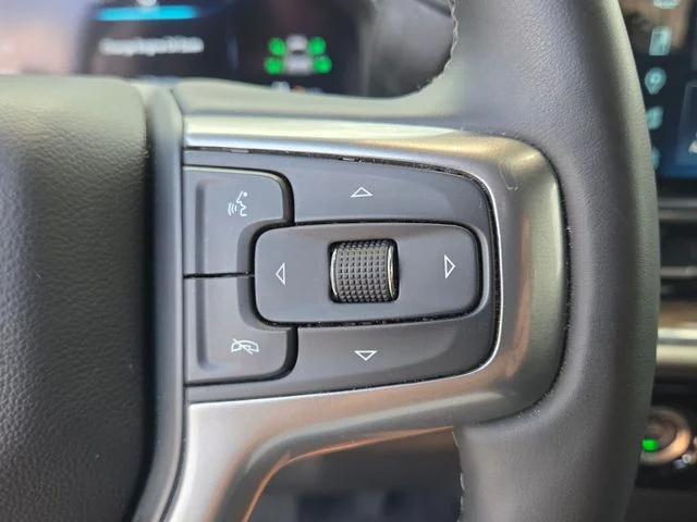 Used 2024 White Chevrolet LT image 29