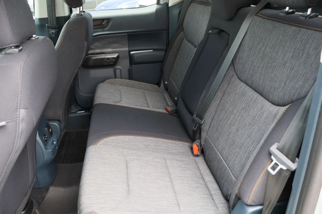 Used 2023 Green Ford XLT image 24