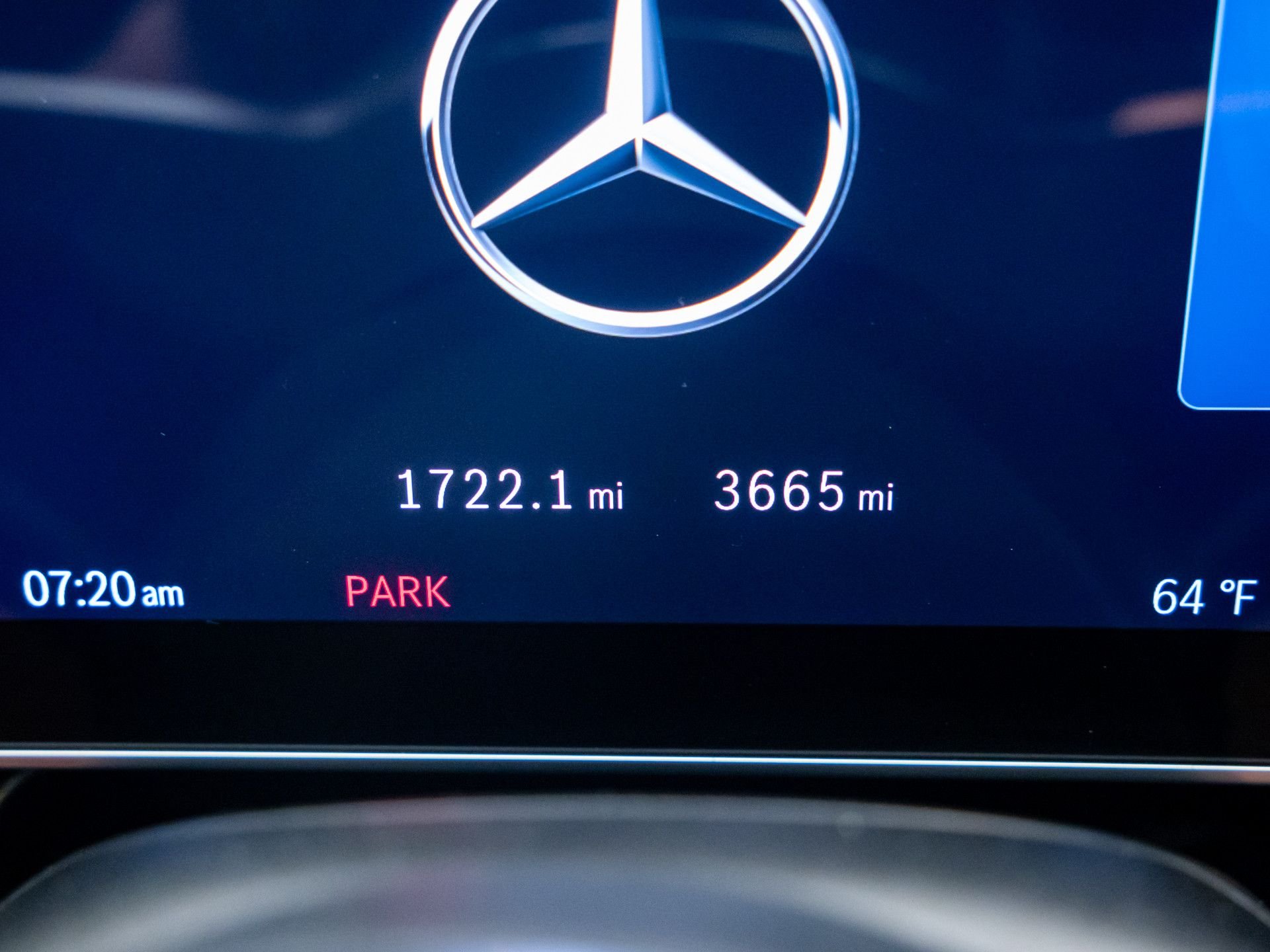 New 2026 Black Mercedes-Benz GLC 300 image 21