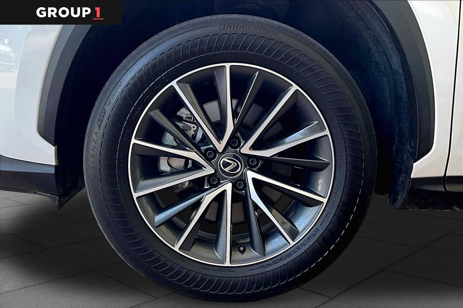 Used 2024 Eminent White Pearl Lexus Premium image 9