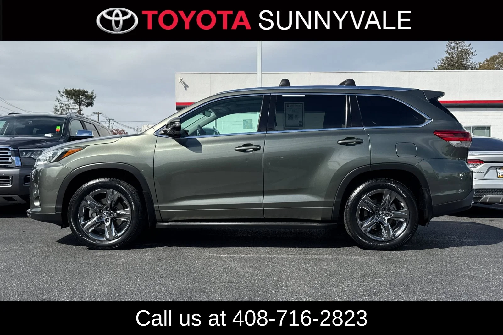 Used 2019 Green Toyota Limited Platinum image 3