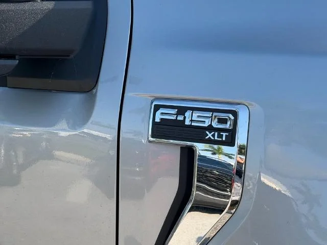 Used 2025 Iconic Silver Metallic Ford XLT image 37