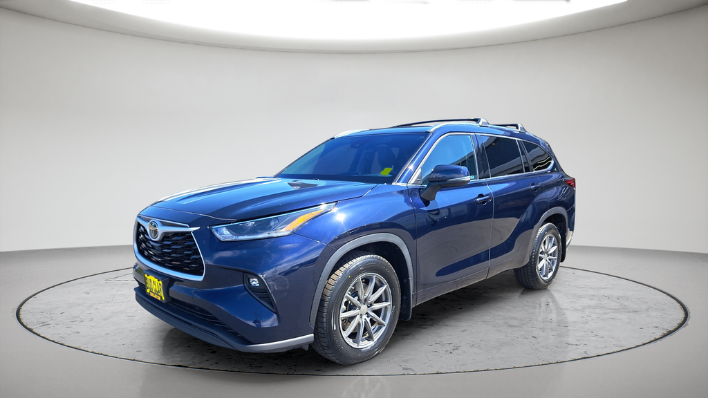 Used 2021 Blue Toyota XLE image 1