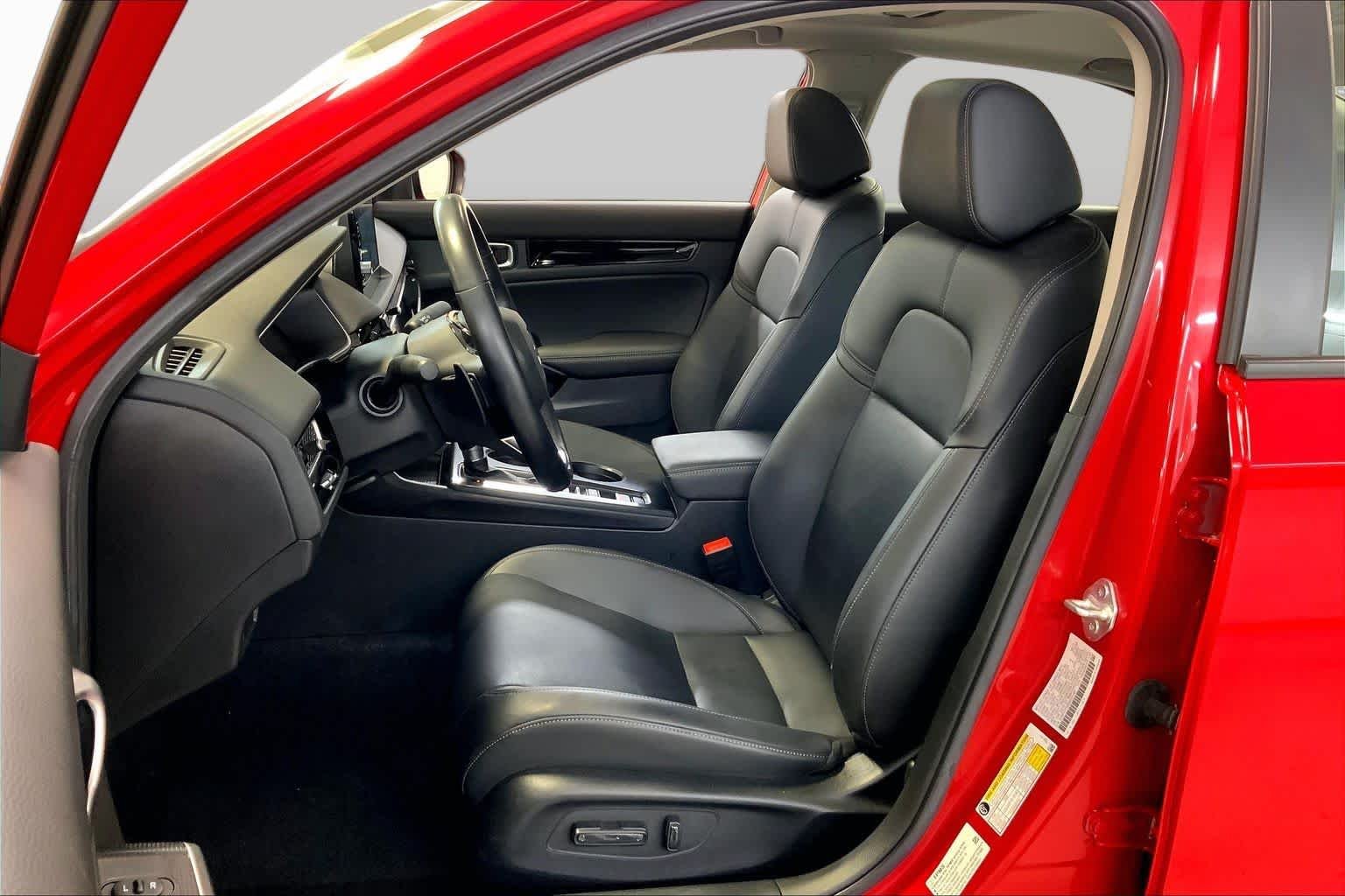Used 2022 Rallye Red Honda Touring image 7