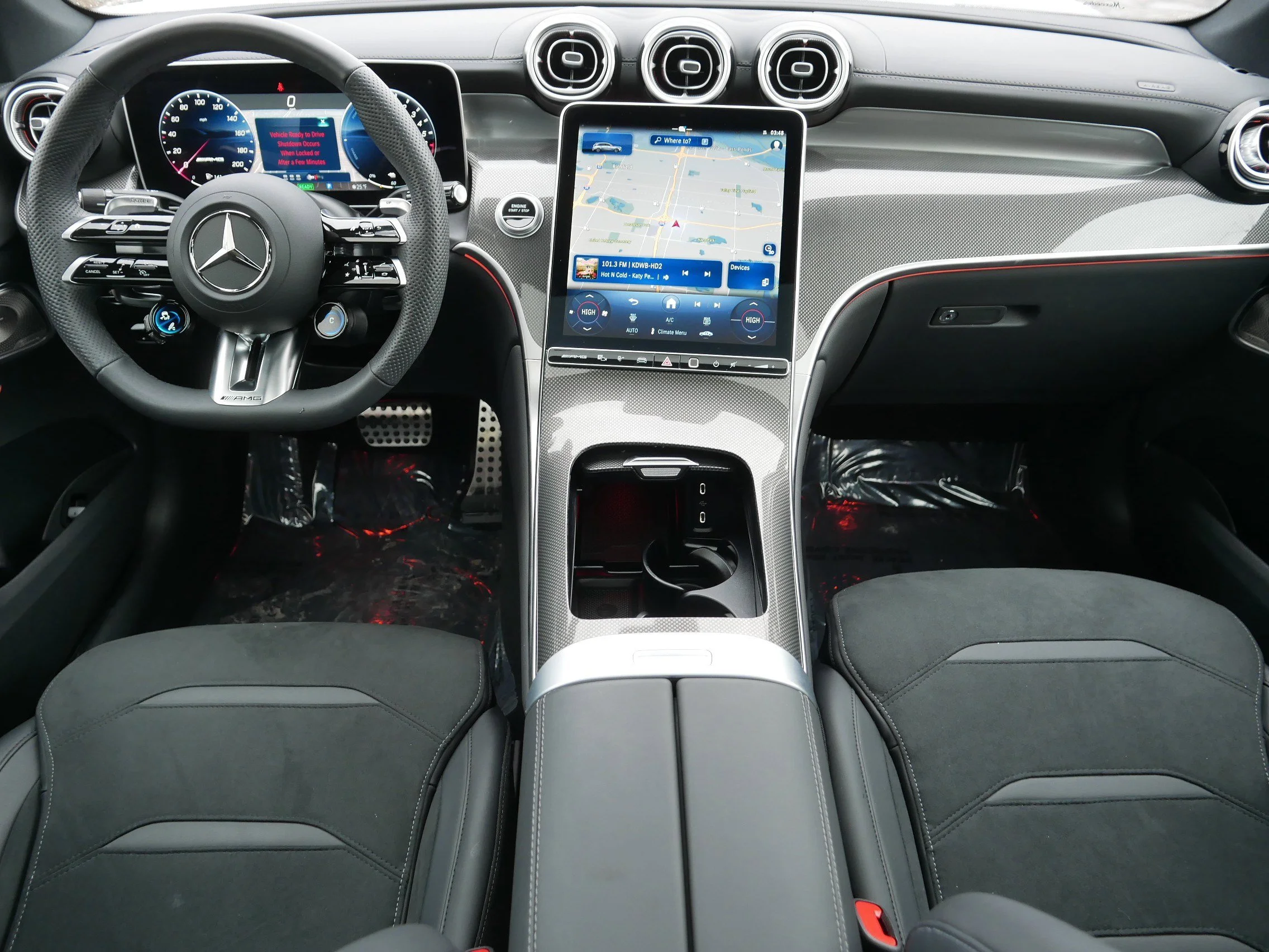 Used 2025 Polar White Mercedes-Benz AMG® GLC 63 S E Performance image 10