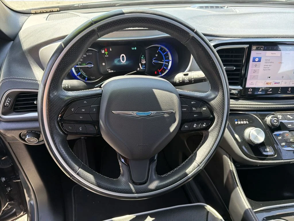 Used 2021 Gray Chrysler Limited image 11