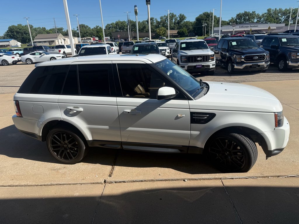 Used 2013 Fuji White Land Rover HSE LUX image 5