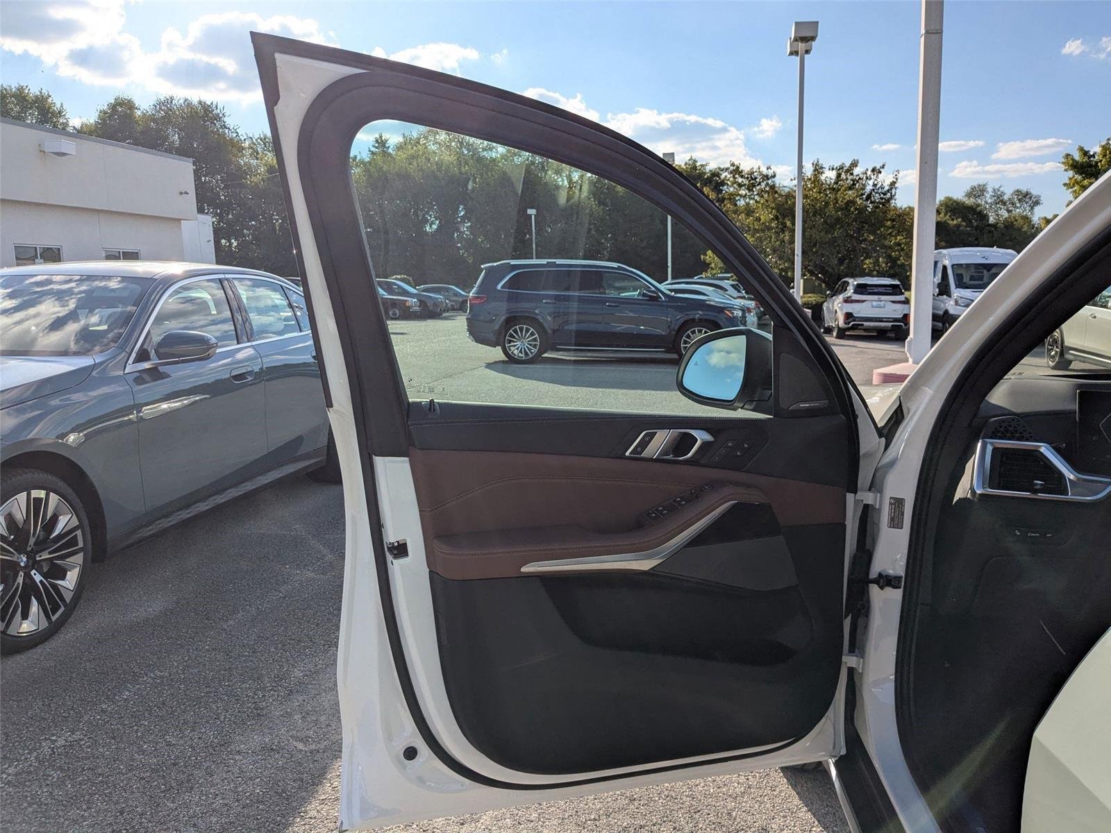 2026 BMW X5 40i - Photo 10