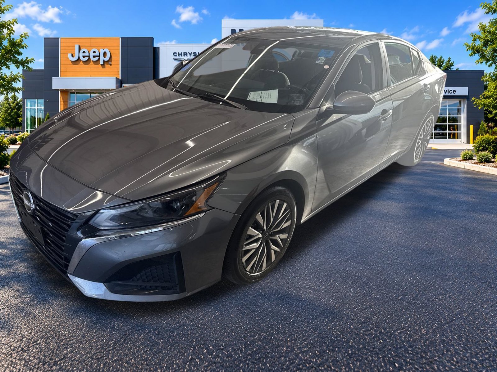 Used 2023 Nissan Altima SV with VIN 1N4BL4DV9PN367365 for sale in Kansas City