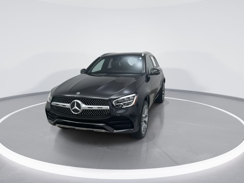 Used 2022 Black Mercedes-Benz GLC 300 image 5