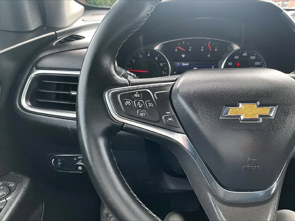 Used 2024 White Chevrolet LT image 15