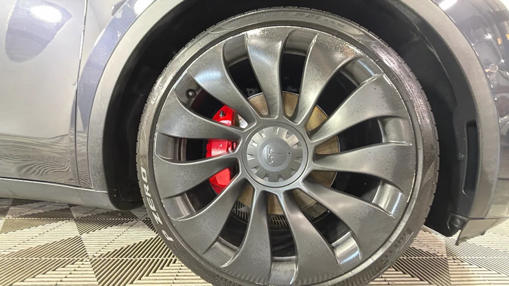 Used 2021 Black Tesla Performance Dual Motor All-Wheel Drive image 36
