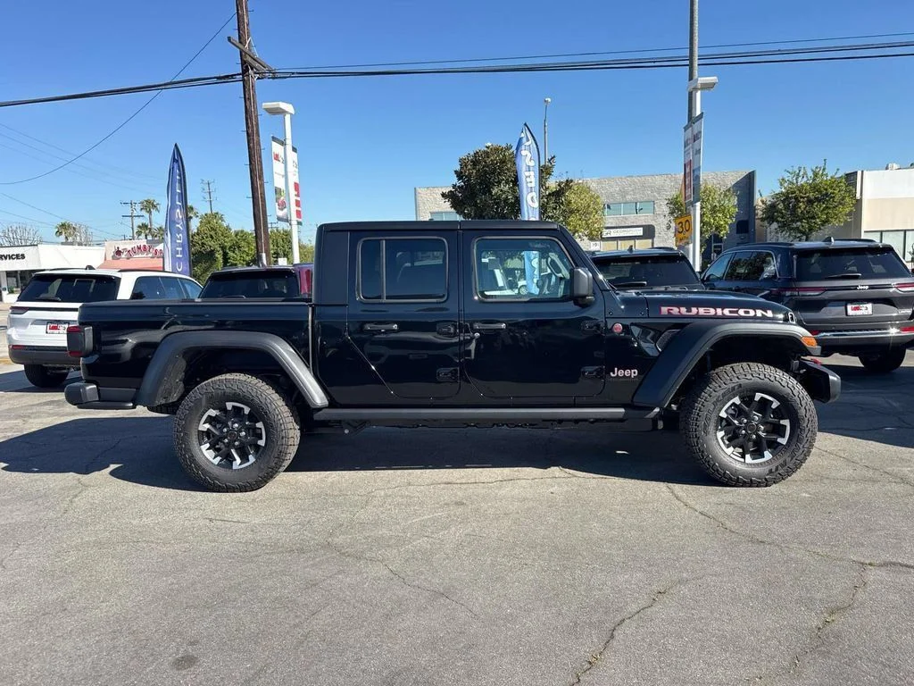 New 2026 Black Clearcoat Jeep Rubicon image 4