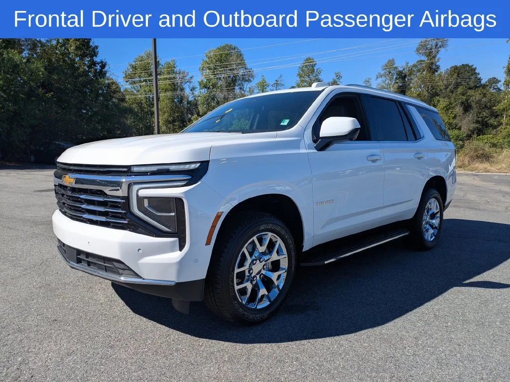 Used 2025 White Chevrolet LT image 8