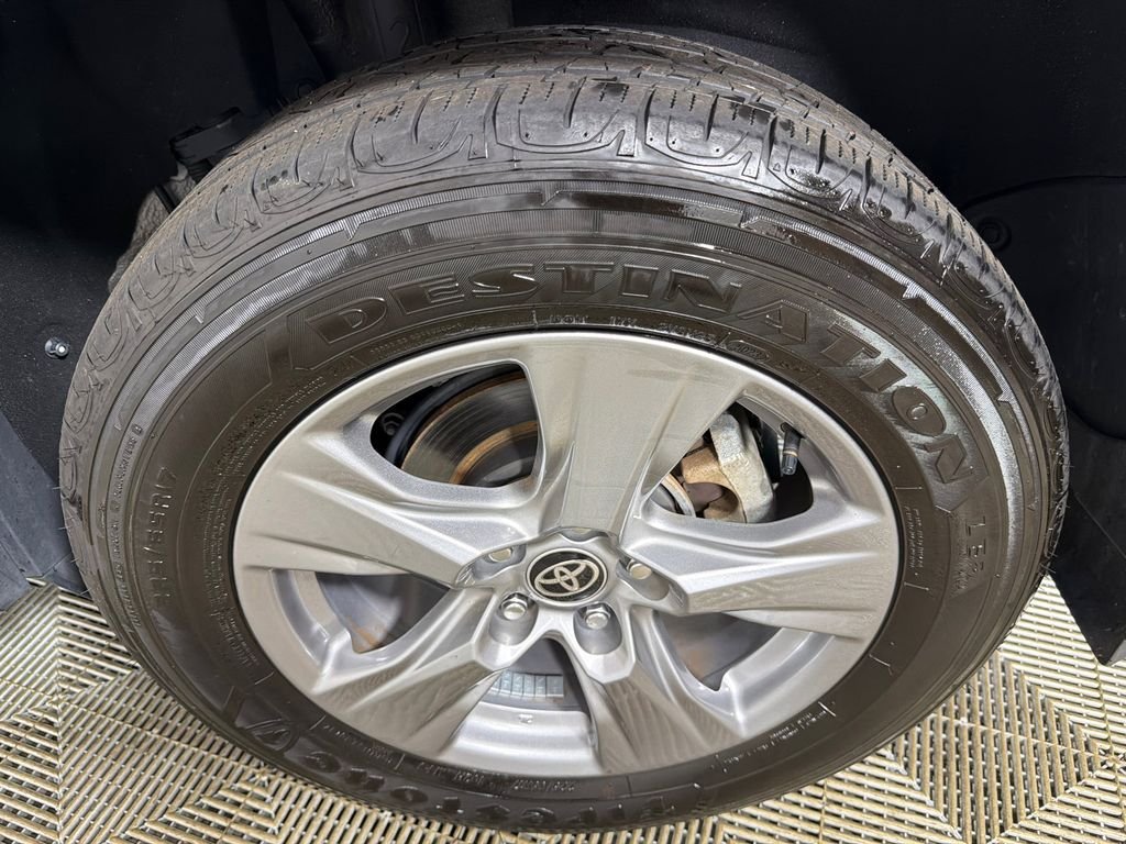 Certified Used 2024 White Toyota XLE image 19