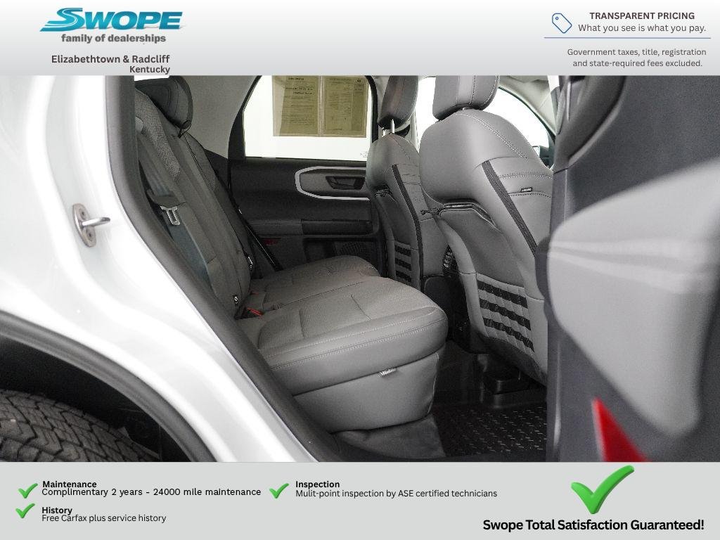 Used 2025 OXFORD WHITE Ford Badlands image 9