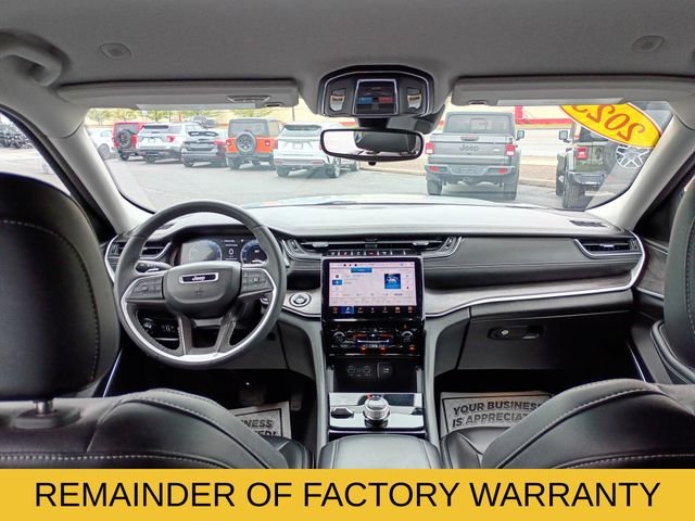 Used 2023 Silver Jeep Limited image 10
