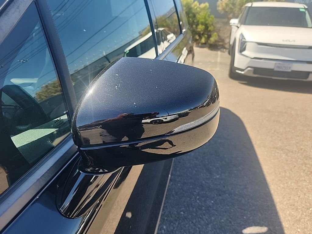 Used 2024 Black Kia SX image 6