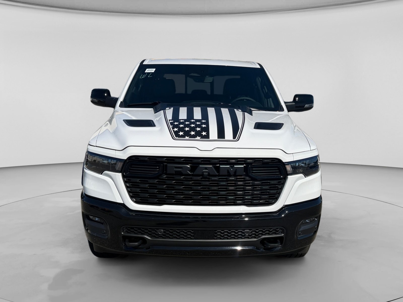 New 2026 Bright White Clear-Coat Exterior Paint RAM Big Horn/Lone Star image 8