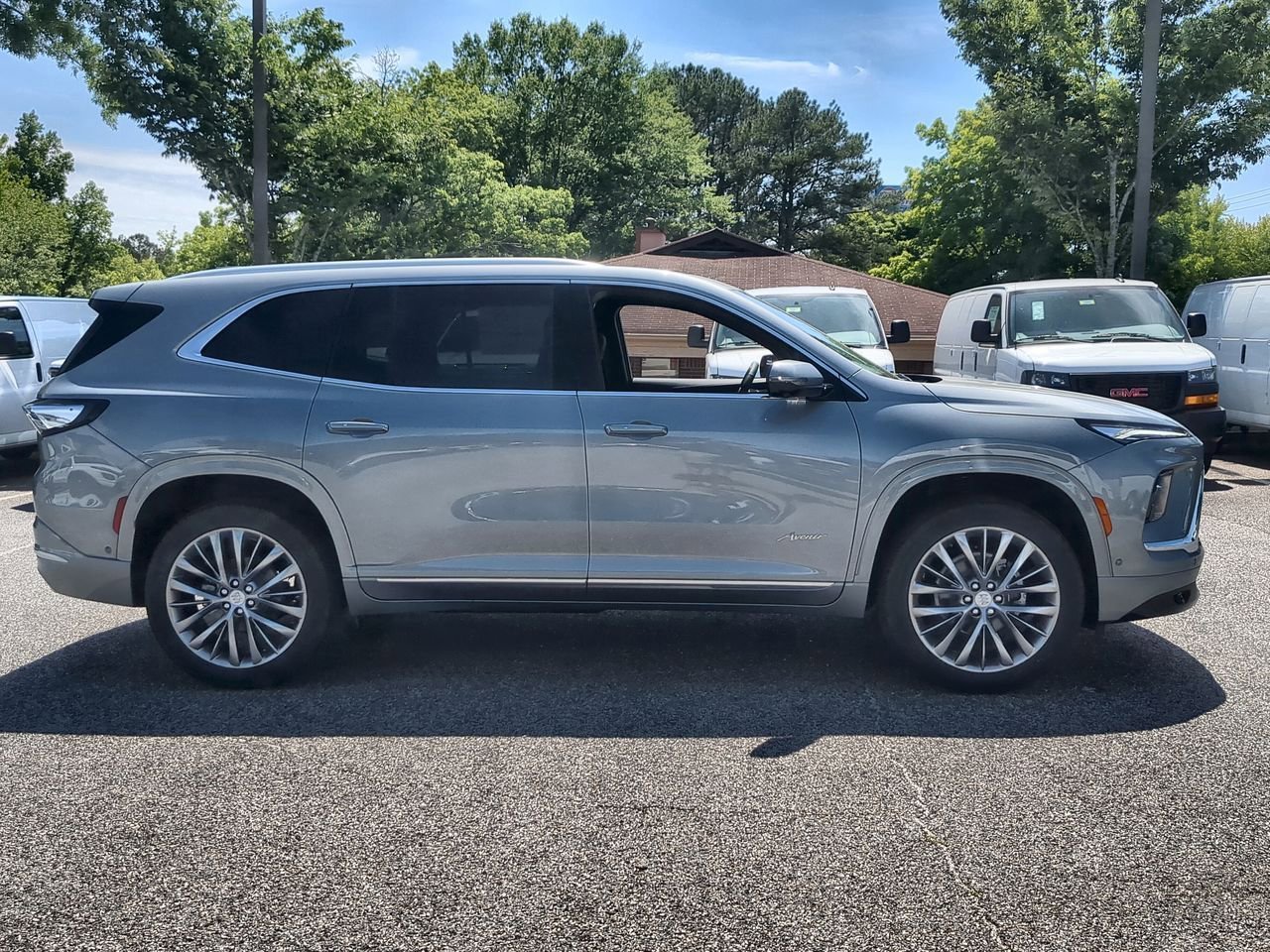 2026 Buick Enclave Avenir - Photo 9