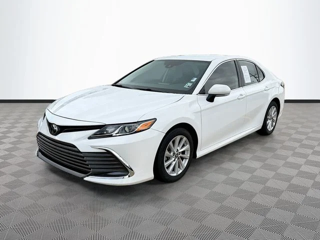 Used 2024 White Toyota LE image 3