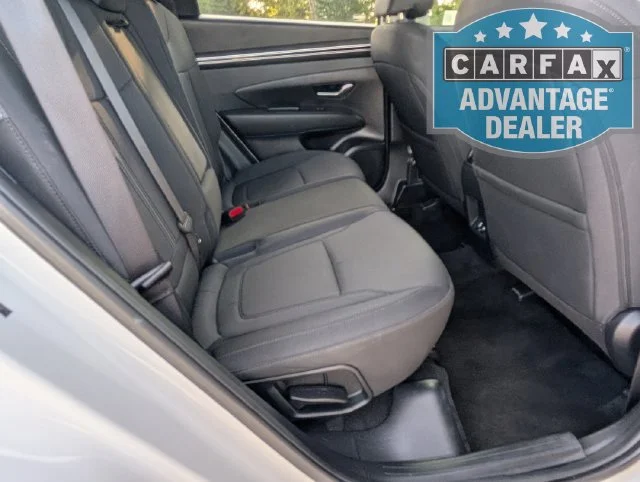Used 2024 White Hyundai SEL image 32