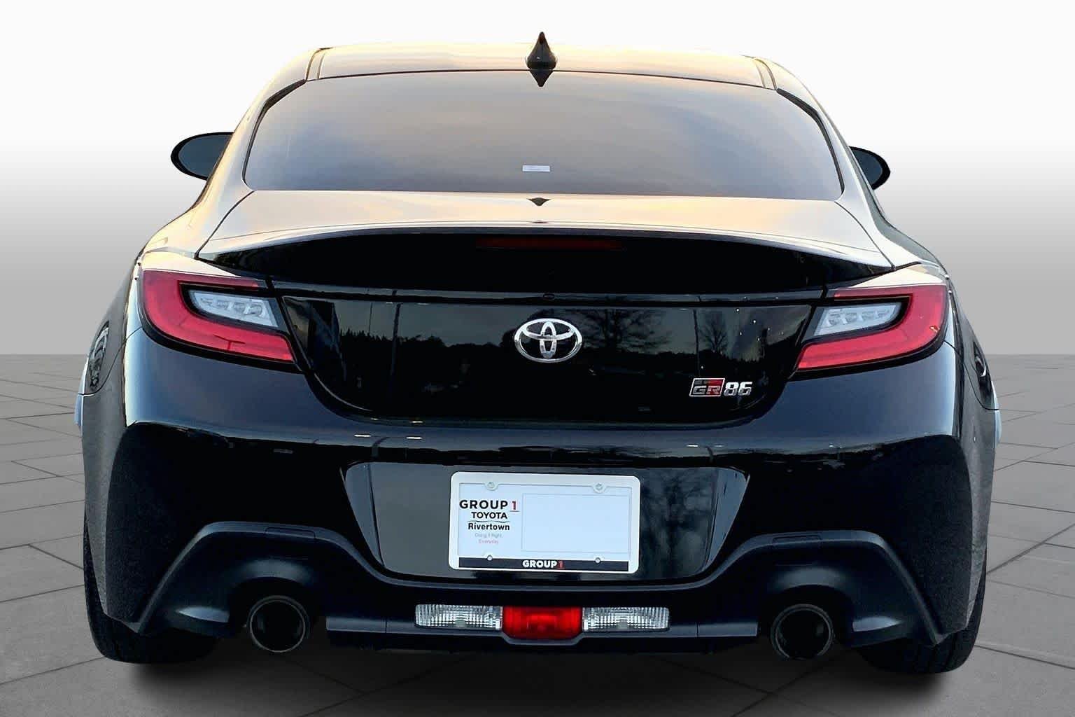 Used 2024 Raven Toyota  image 8