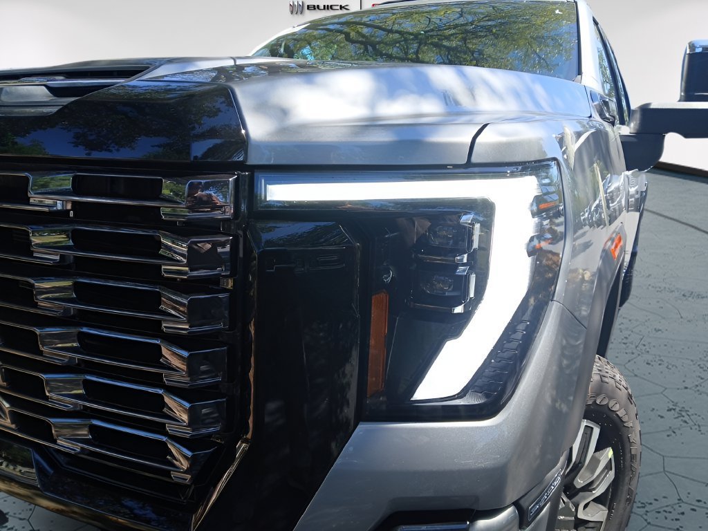 New 2026 GMC Sierra 2500 HD Denali Ultimate, photo 3