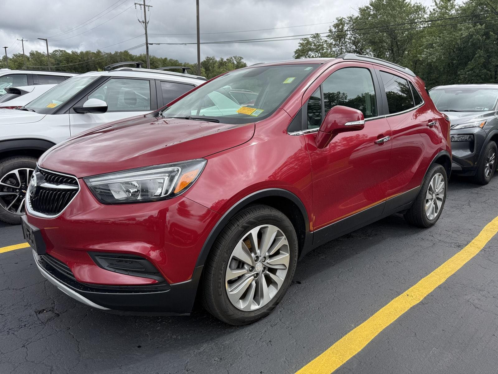 Used 2019 Winterberry Red Metallic Buick Preferred image 3
