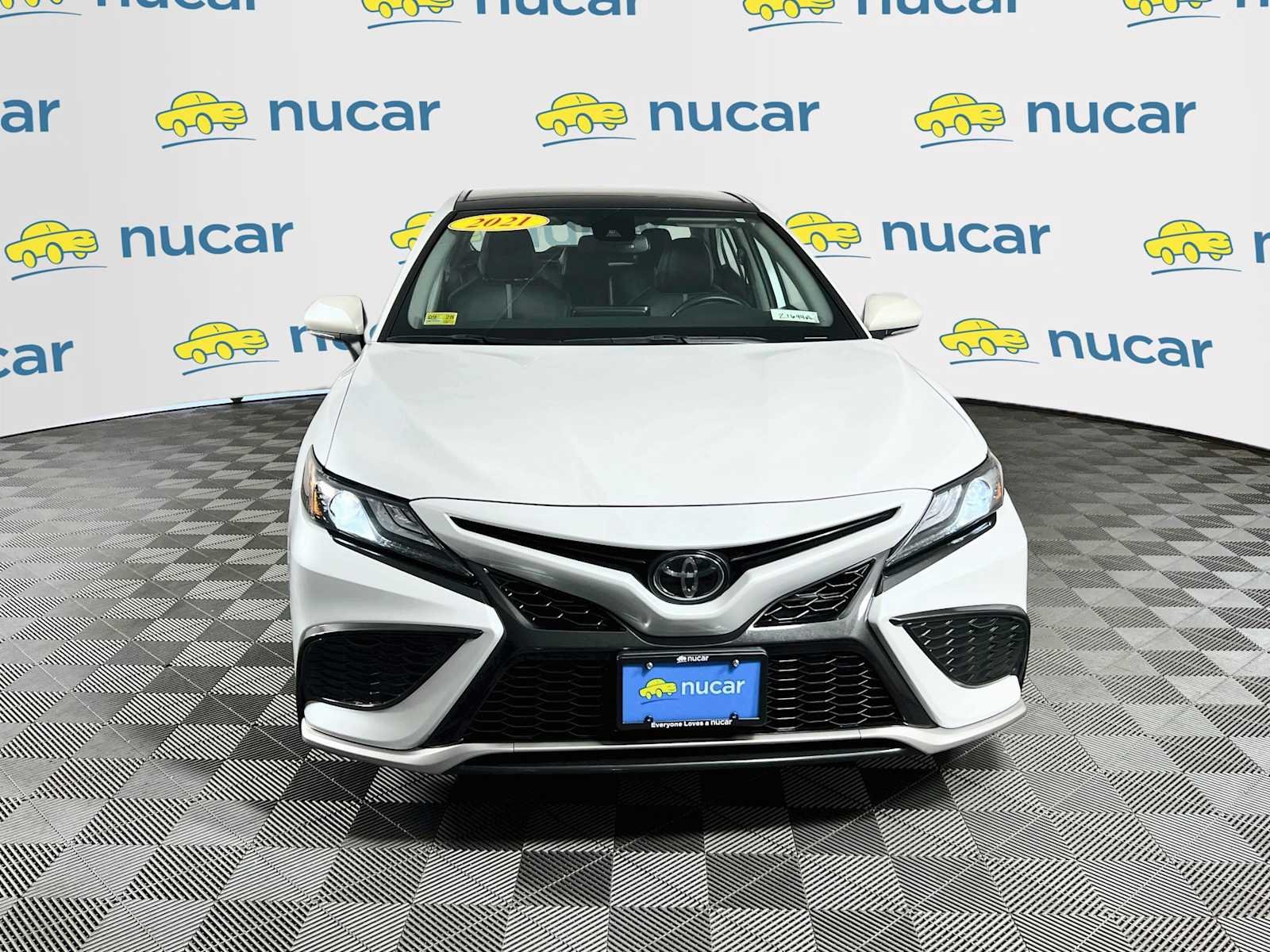 Used 2021 Wind Chill Pearl Toyota XSE image 2