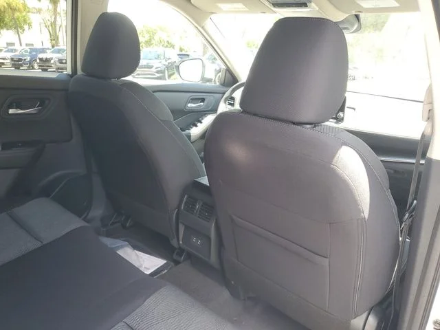 2026 Nissan Rogue SV - Photo 28