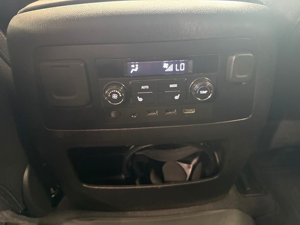 Used 2019 White Chevrolet Premier image 14