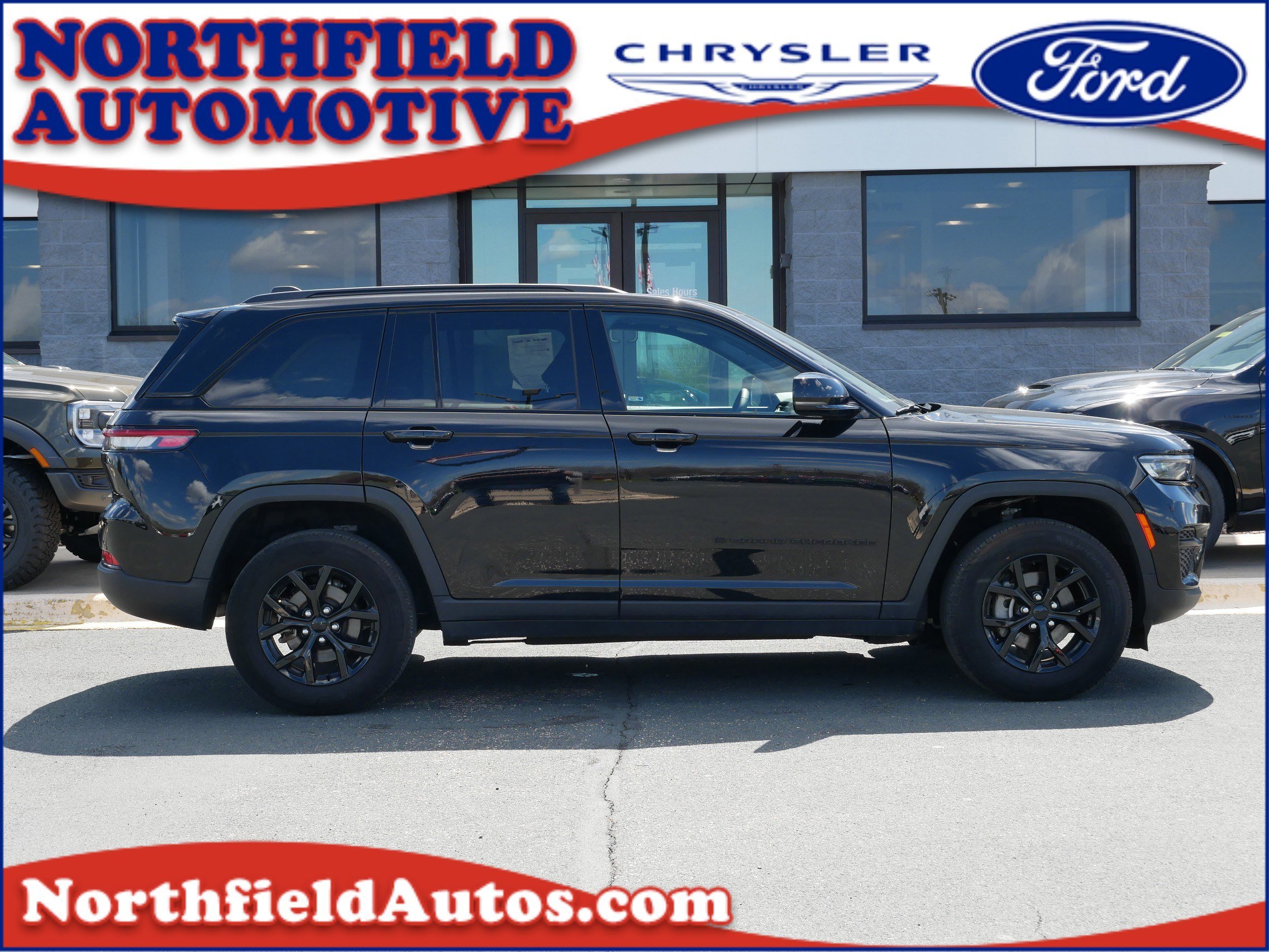 2024 Jeep Grand Cherokee Altitude 4x4's photo