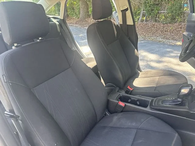 Used 2018 White Ford S image 10