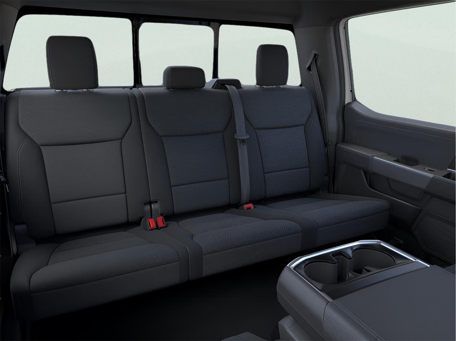 New 2026 Oxford White Ford XLT image 11