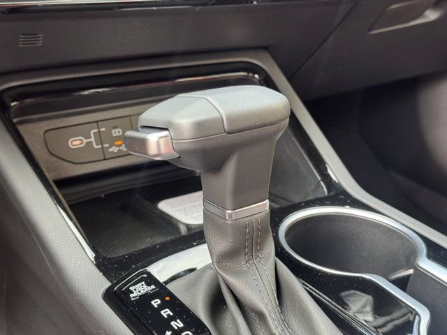 New 2026 Snow White Pearl Kia GT-Line FWD image 22